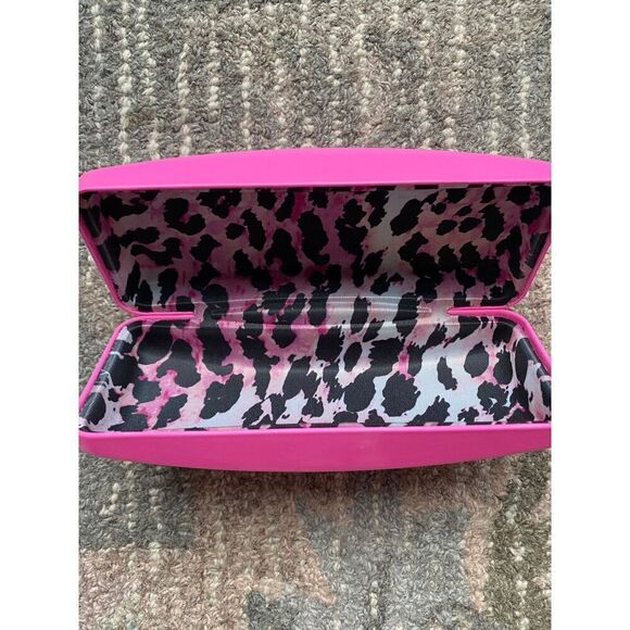 Betsy Johnson Hot Pink Shiny Glasses Case - Picture 5 of 7